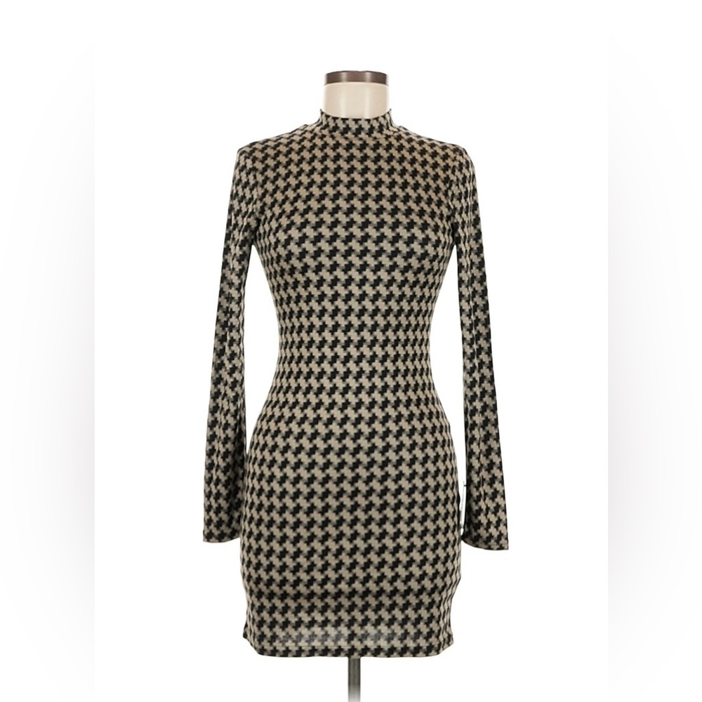 Lulu's Black and Tan/Cream Long Sleeve Dress